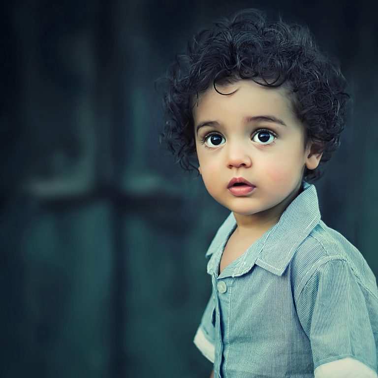 Un’infanzia sospesa tra realtà e sogno